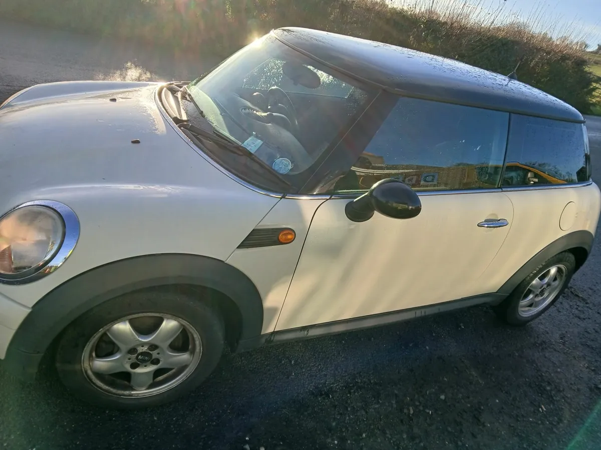 Mini Cooper 2009 - Image 4
