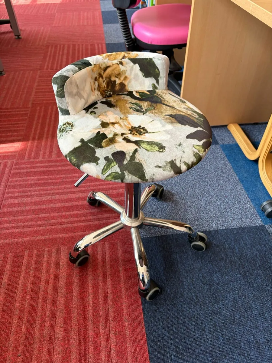 Floral stool - £35 + VAT - COLLECTION ONLY - Image 1