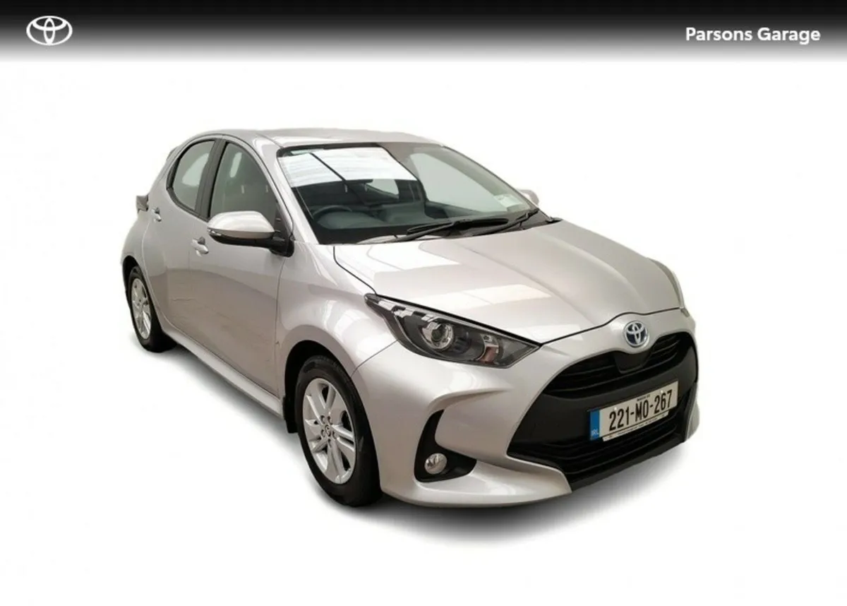 Toyota Yaris 1.5 HYBRID LUNA SPEC - Image 1