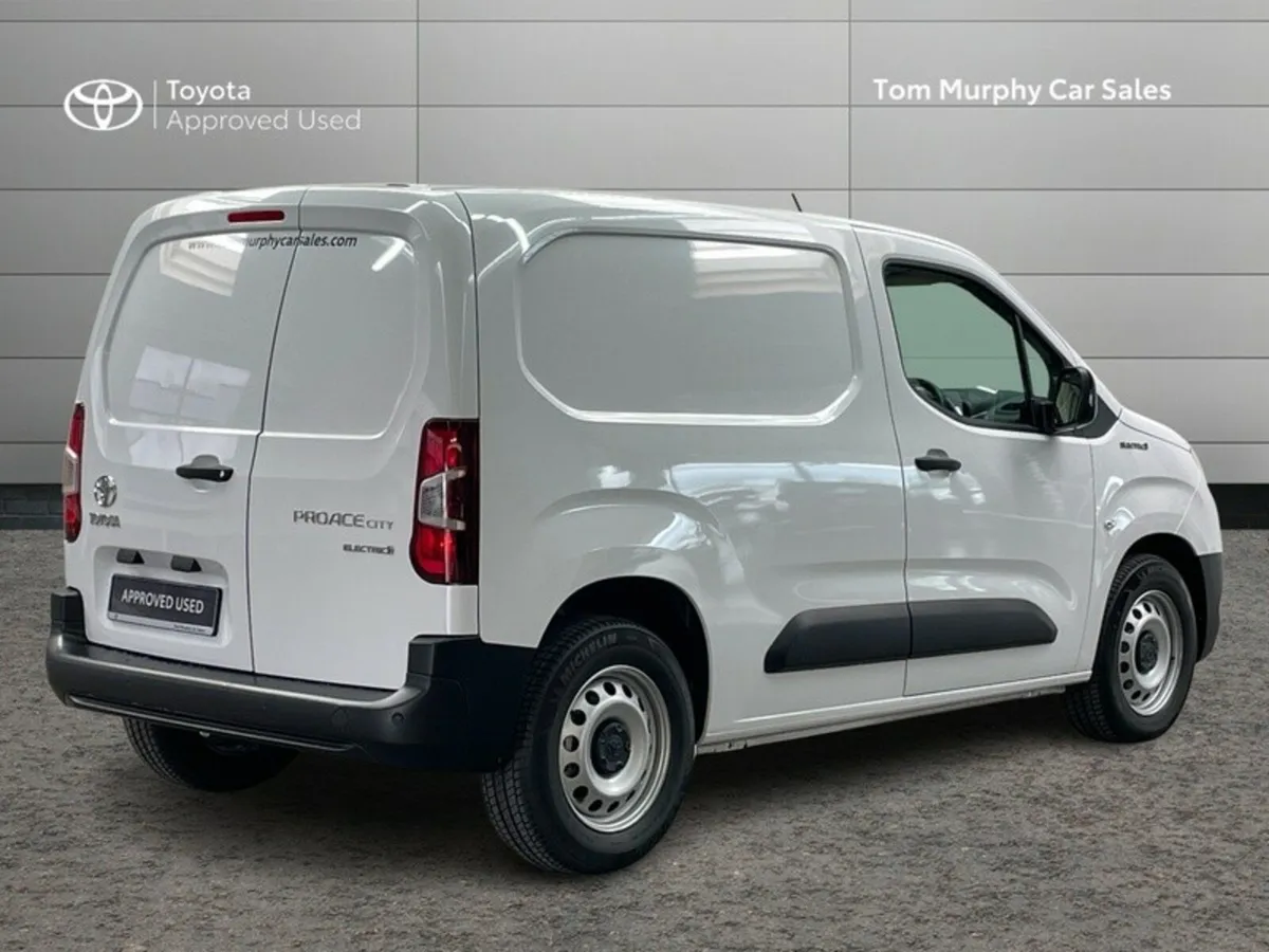 Toyota Proace City - Image 2