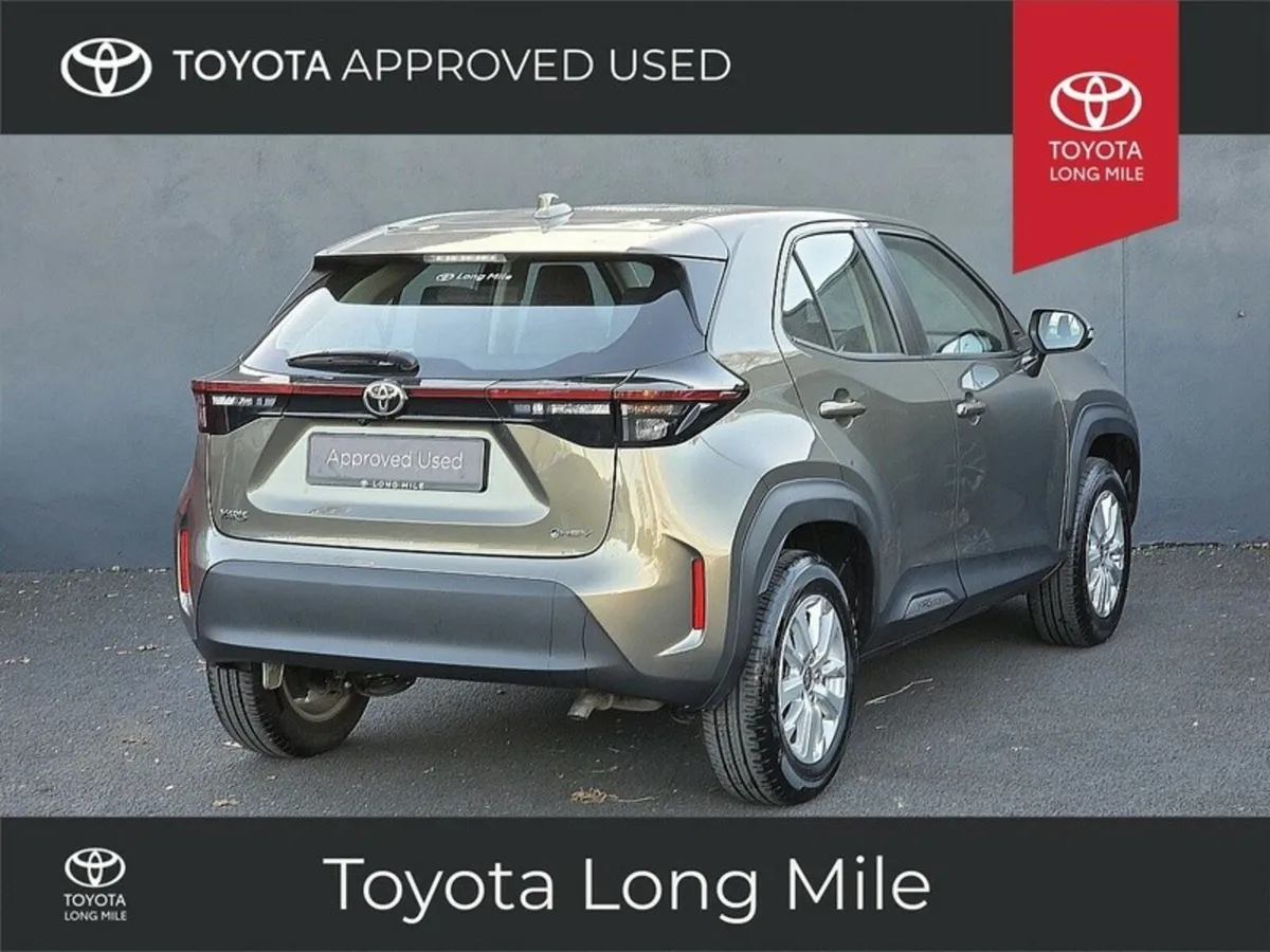 Toyota Yaris Cross 1.5 Hybrid Luna 5dr - Image 3