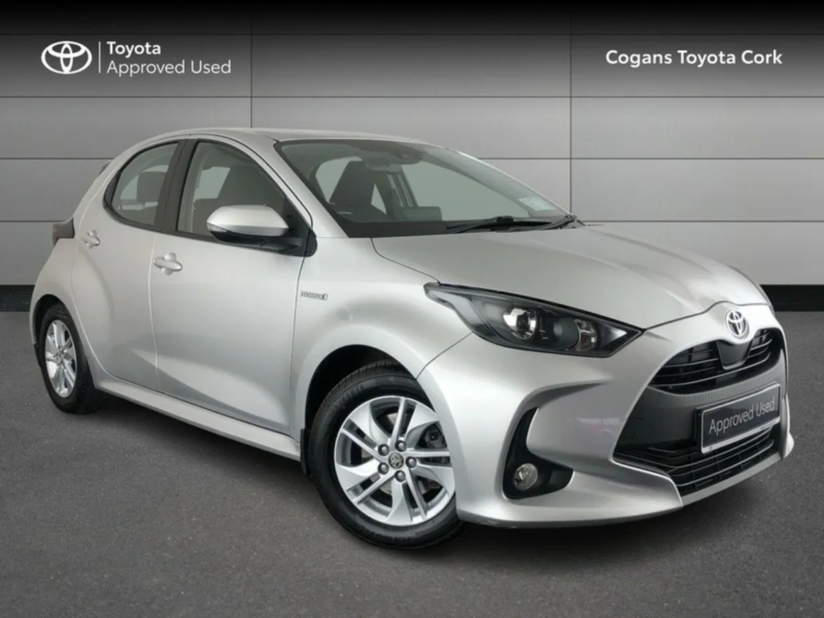 Toyota Yaris HYBRID LUNA 4DR AUTO - Image 1