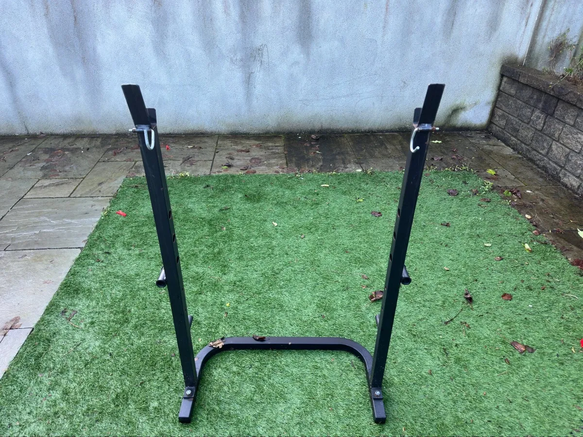 Exercise bench with weights - Image 3