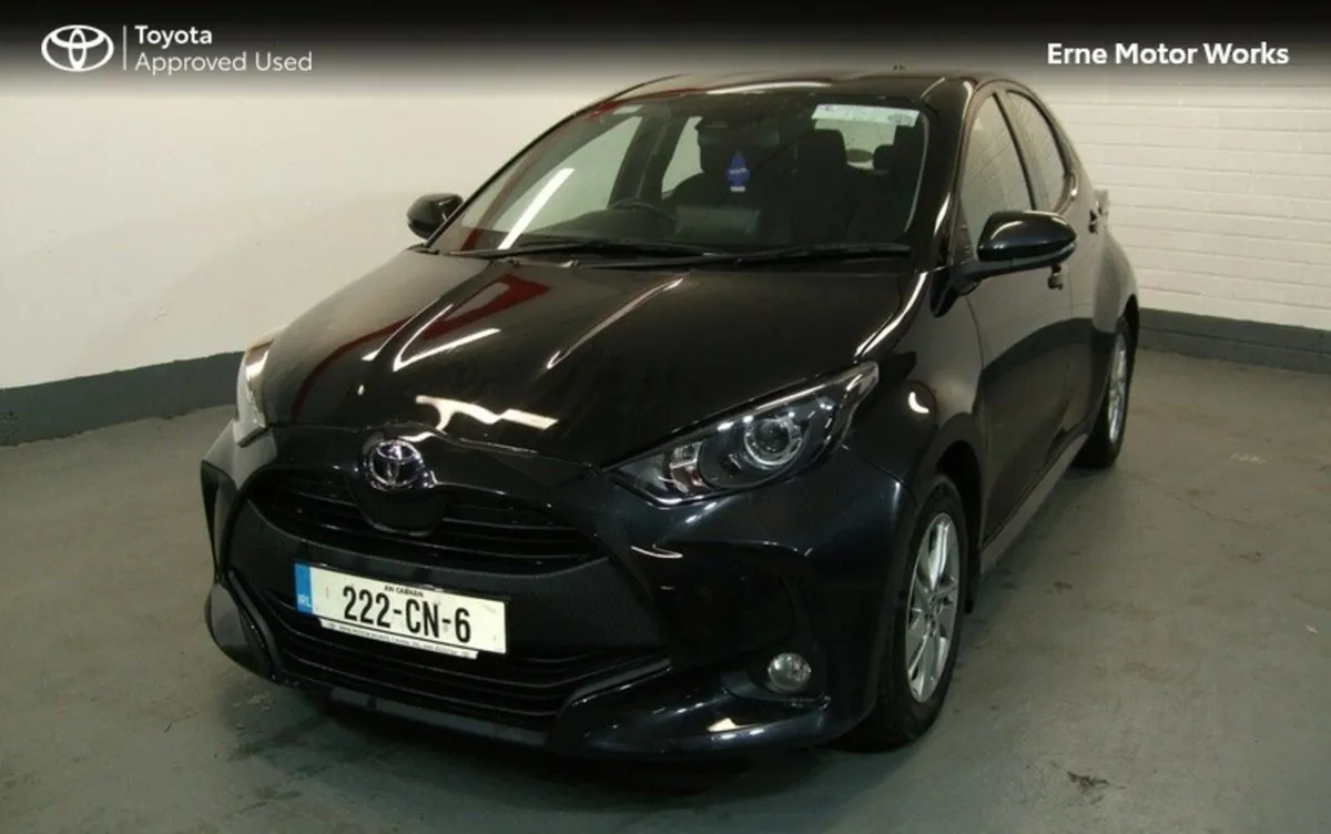 Toyota Yaris YARIS 1.0 LUNA - Image 1