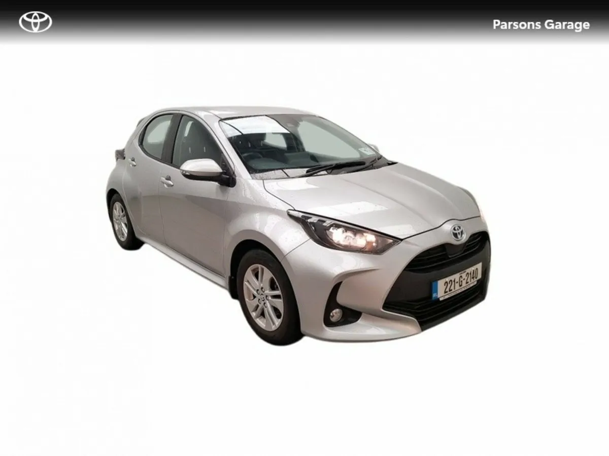 Toyota Yaris 1.5 HYBRID LUNA SPEC - Image 1