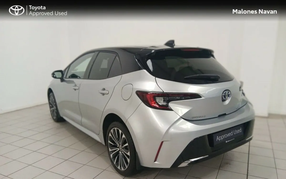 Toyota Corolla COROLLA HB LUNA SPORT - Image 2