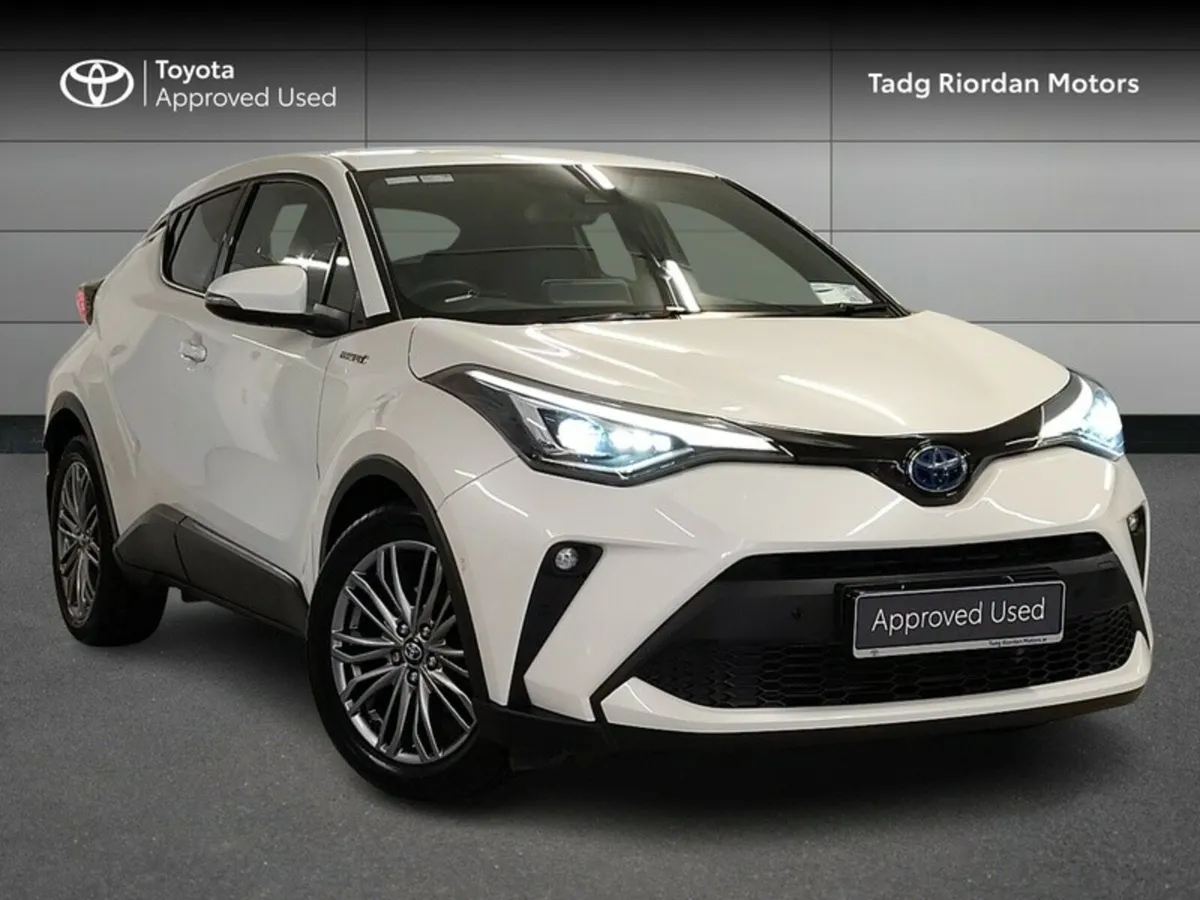 Toyota C-HR 1.8 HYBRID SOL - Image 1