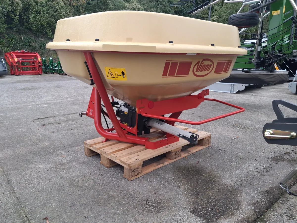 Vicon spreader - Image 1
