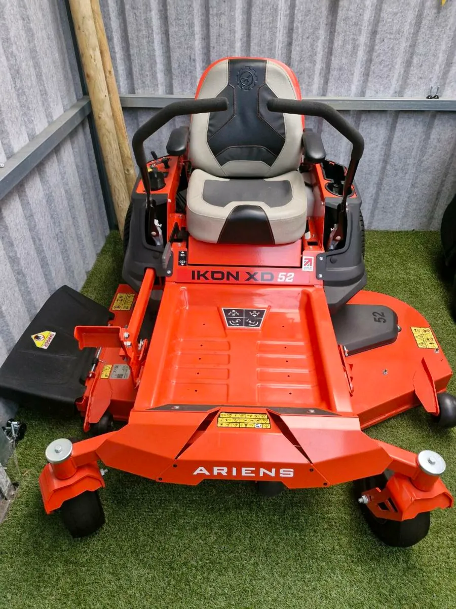 Ariens Ikon XD52 - Image 1