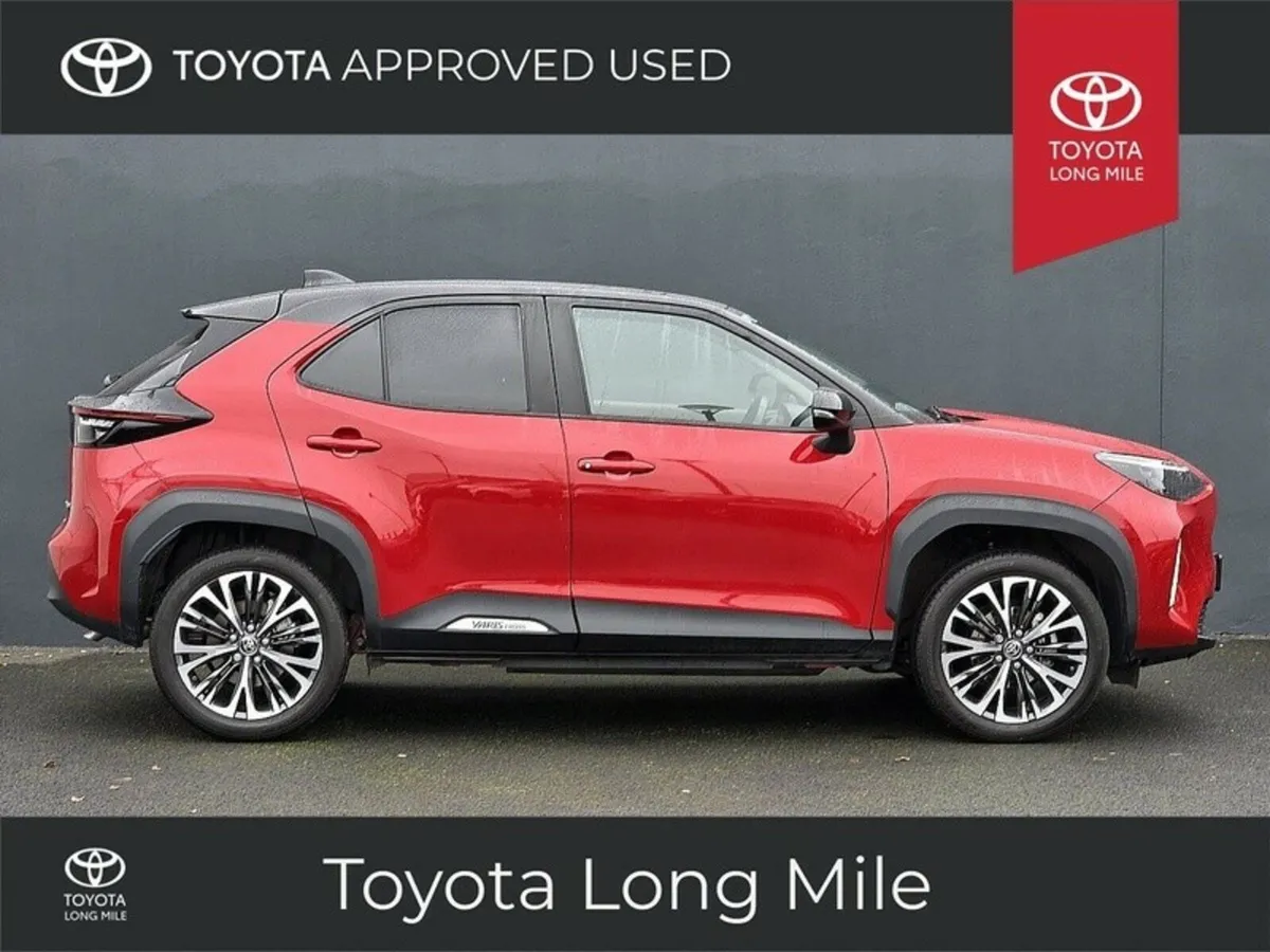 Toyota Yaris Cross 1.5 Hybrid Sol 5dr TOP SPEC - Image 4