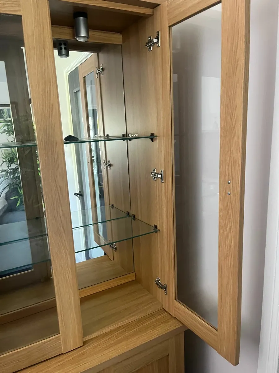 sitting room glass press - Image 2