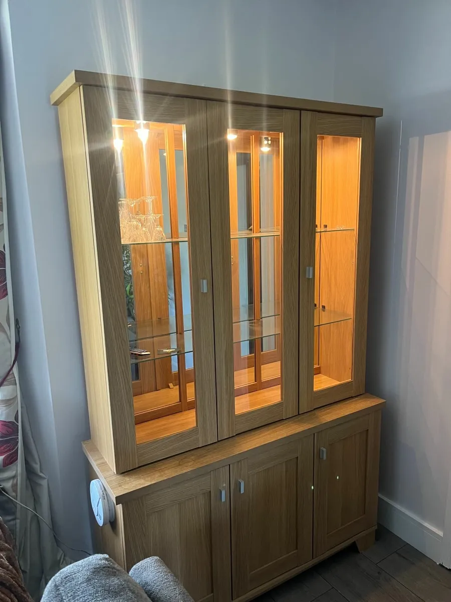 sitting room glass press - Image 3