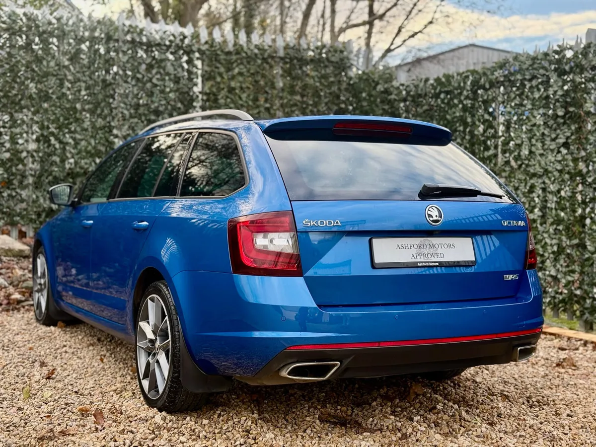 Skoda Octavia VRS Kombi  2.0 TDI 184bhp - Image 4