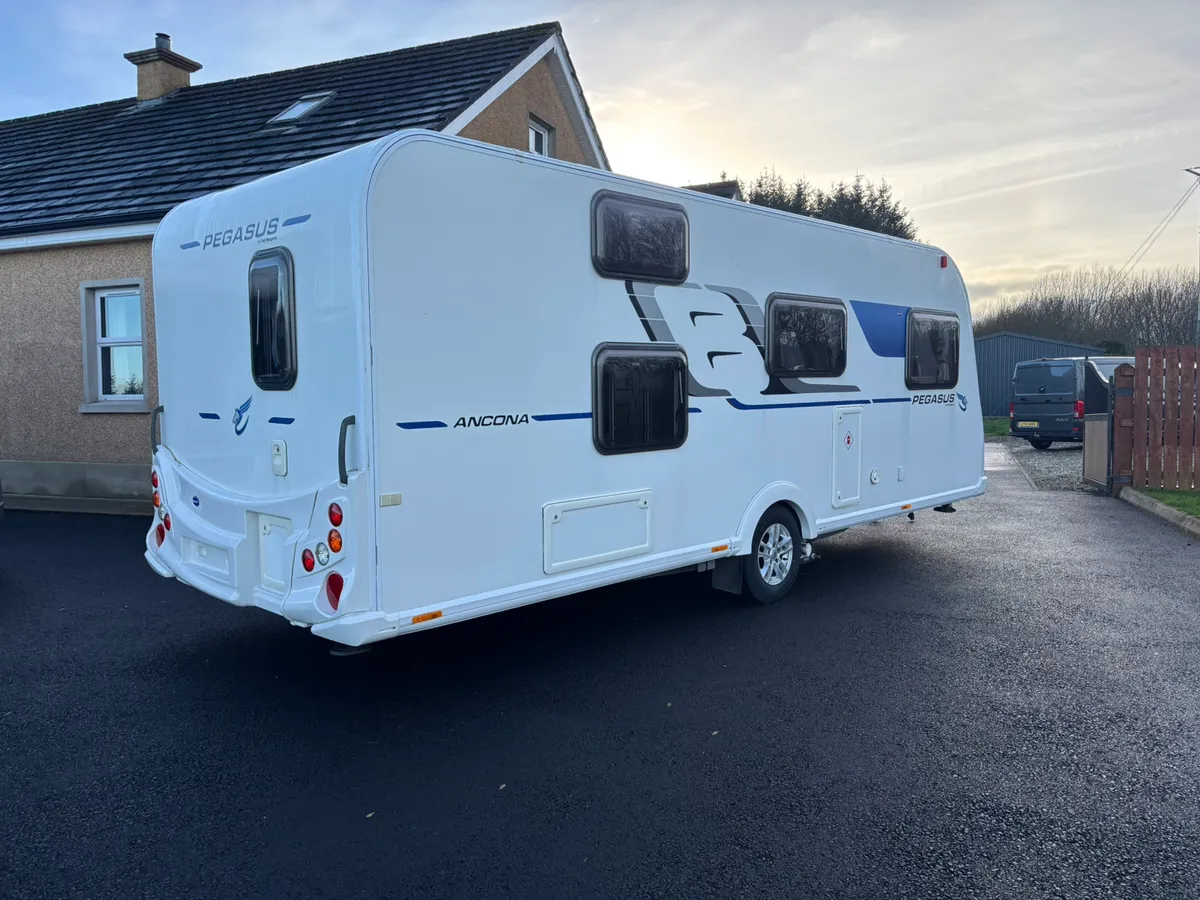 2016 Bailey Pegasus Ancona - Image 4