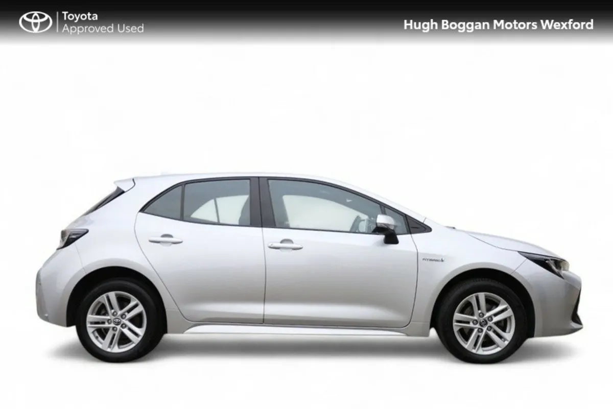 Toyota Corolla LUNA * FULL TOYOTA SERVICE HISTORY - Image 3