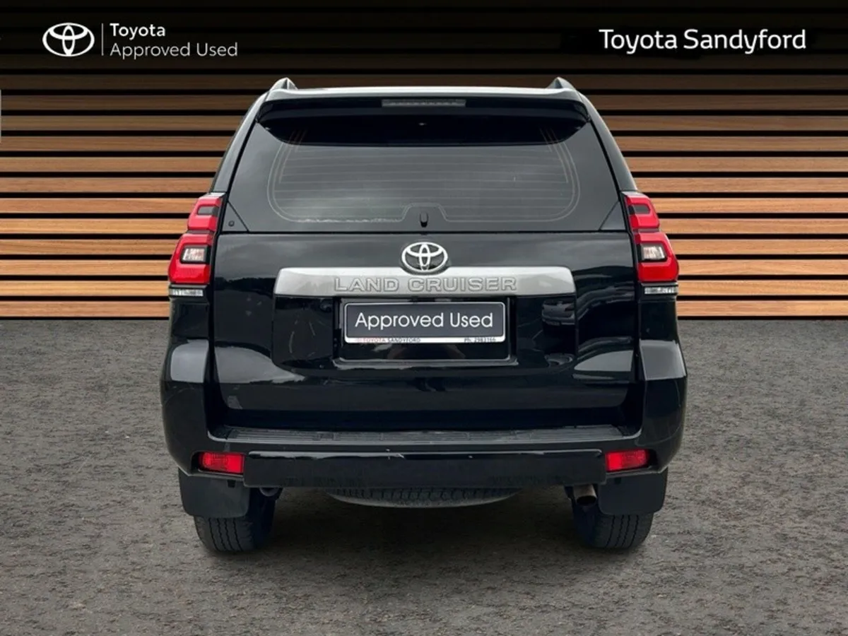 Toyota Land Cruiser LWB COMMERCIAL MANUAL // AIR C - Image 4