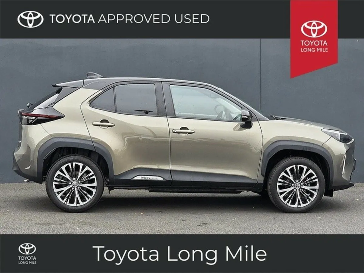 Toyota Yaris Cross 1.5 Hybrid Sol 5dr TOP SPEC - Image 4