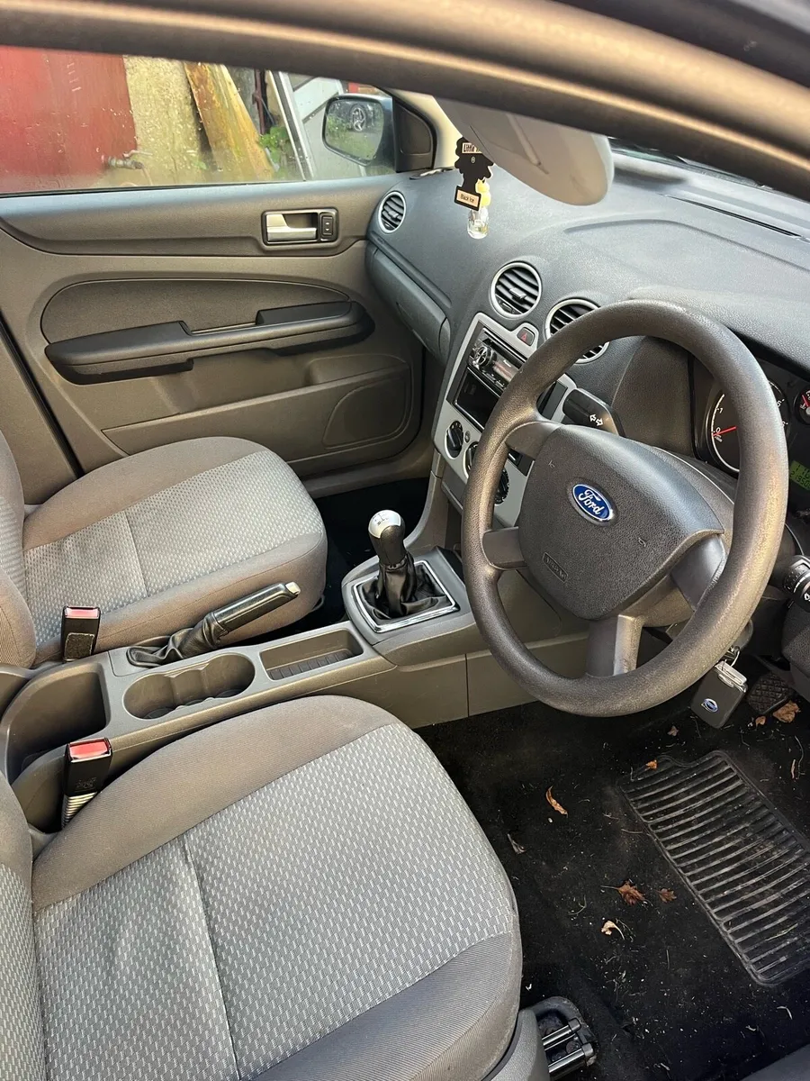 Ford Focus 2006 Nct 01-27 low mileage - Image 3