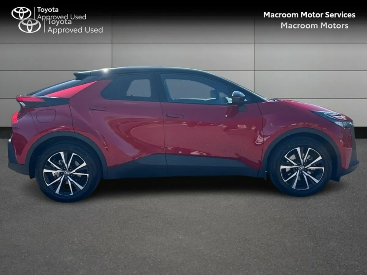 Toyota C-HR END OF YEAR CLEARANCE SALE! - Image 3