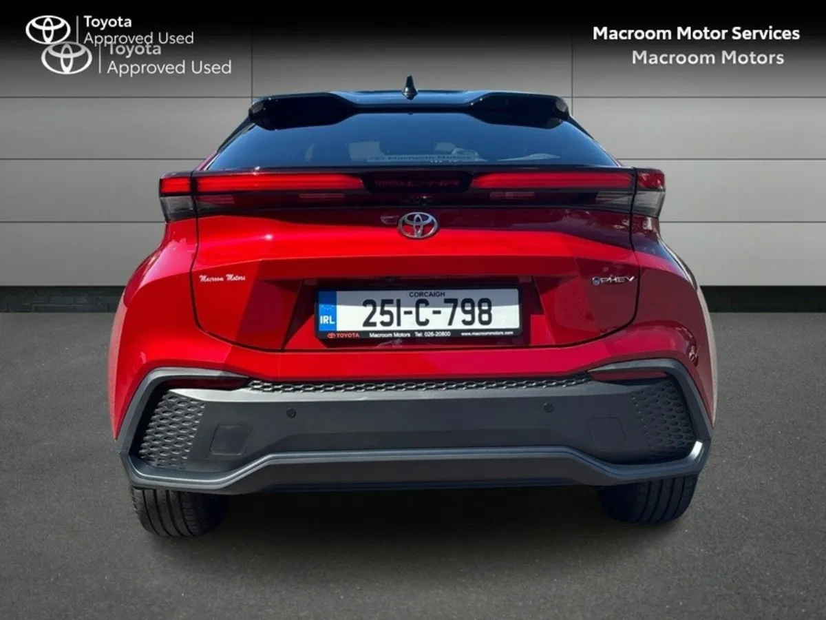 Toyota C-HR END OF YEAR CLEARANCE SALE! - Image 4