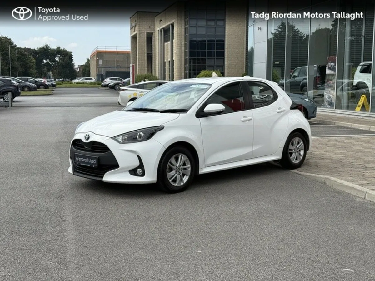 Toyota Yaris HYBRID LUNA 4DR AUTO*** GUARANTEED €1 - Image 3