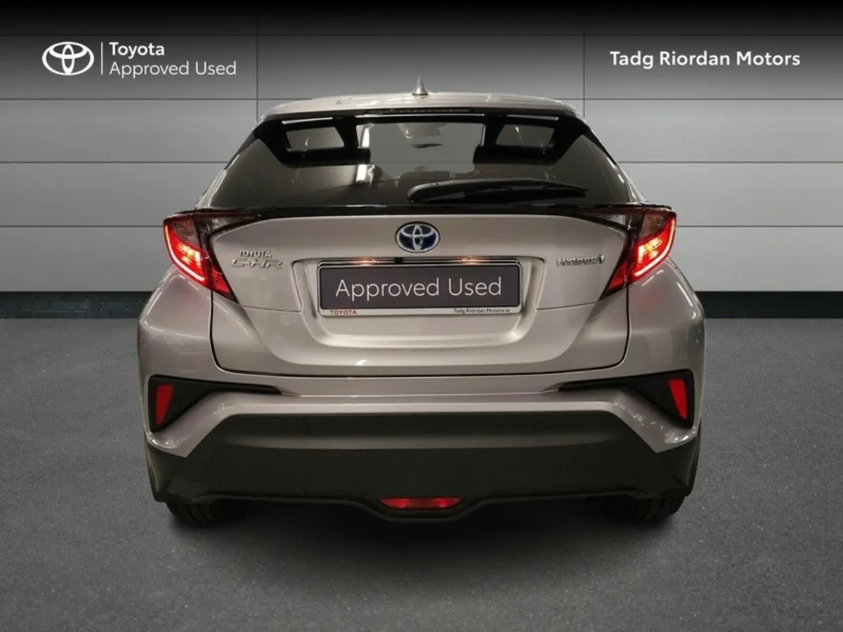 Toyota C-HR 1.8 HYBRID SPORT 4DR AUTO - Image 4