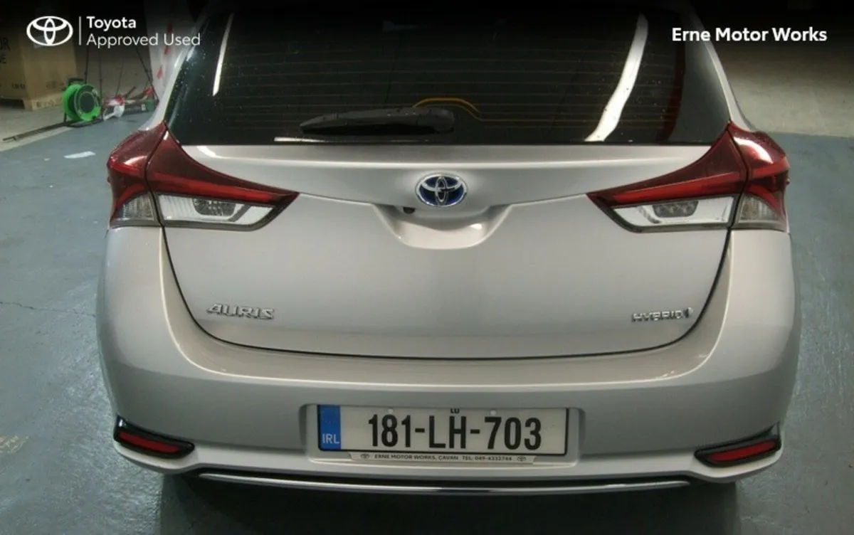 Toyota Auris AURIS Hybrid Luna - Image 4