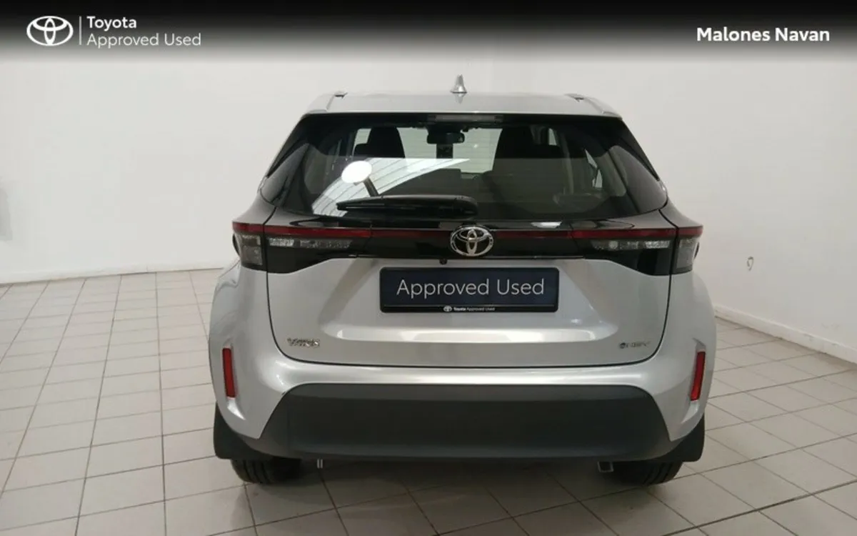 Toyota Yaris Cross Luna - Image 4