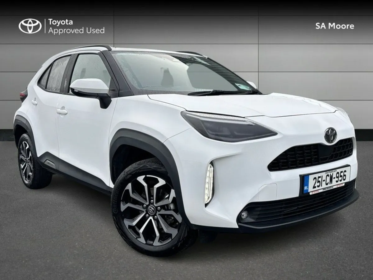 Toyota Yaris Cross LUNA SPORT DEMO - Image 1