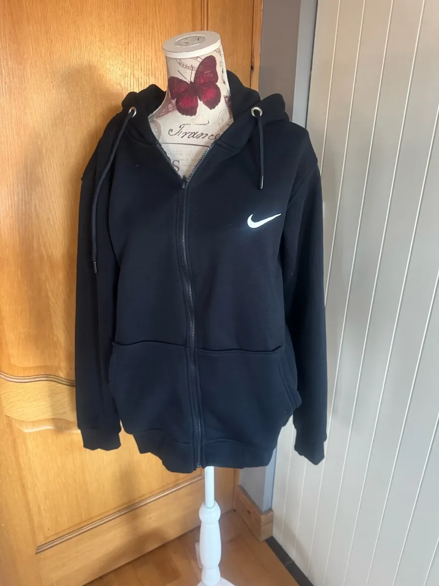 Men’s hoodie - Image 2