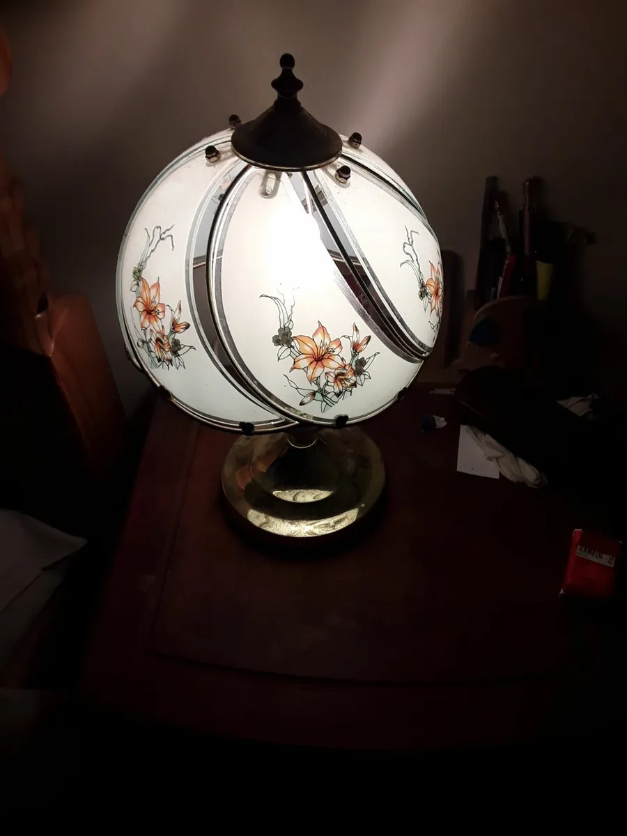 Vintage touch glass table lamp - Image 2