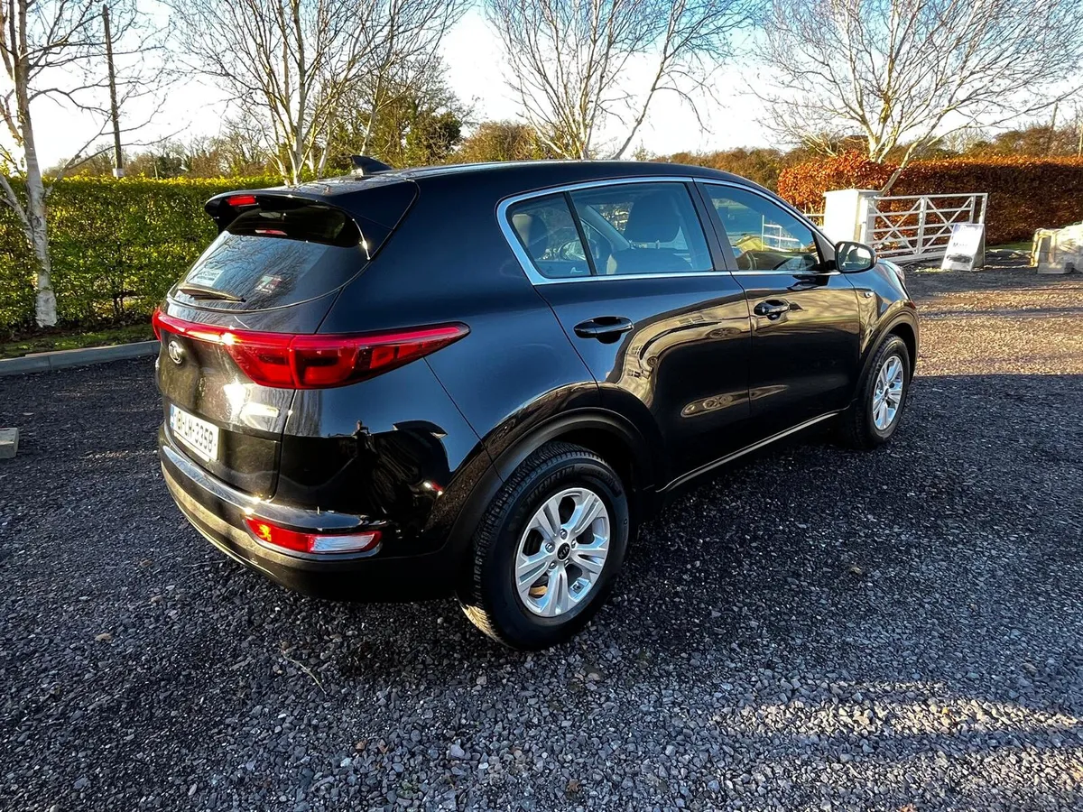 Kia Sportage 1.7LX Diesel - Image 2
