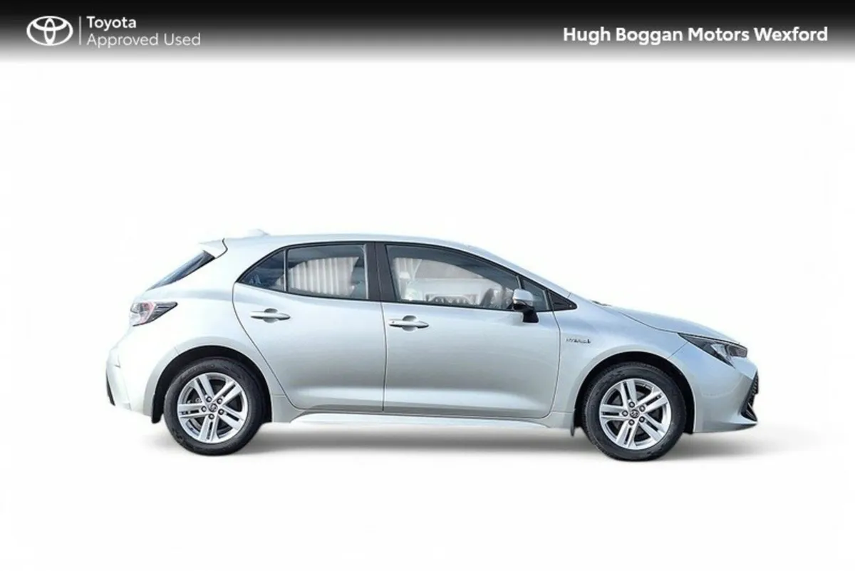 Toyota Corolla HYBRID LUNA * 4 YEARS WARRANTY - Image 3