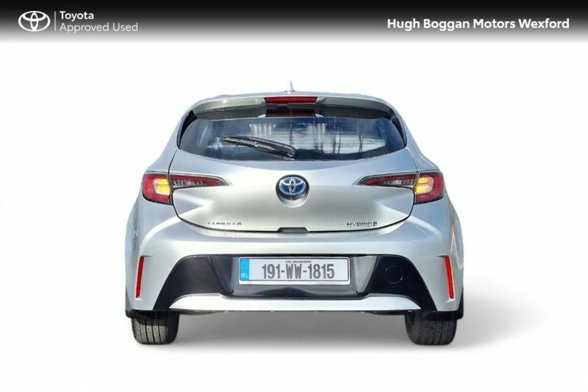 Toyota Corolla HYBRID LUNA * 4 YEARS WARRANTY - Image 4