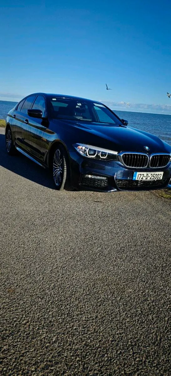 2017 BMW G30 M-Sport Limousine - Image 2