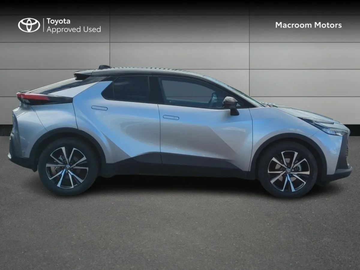 Toyota C-HR END OF YEAR CLEARANCE SALE! - Image 3