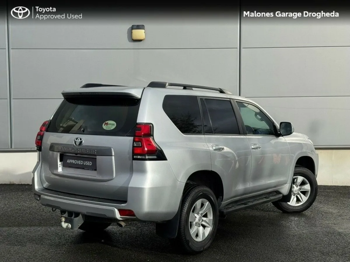 Toyota Land Cruiser 2.8 LWB Automatic : 041 980 24 - Image 2