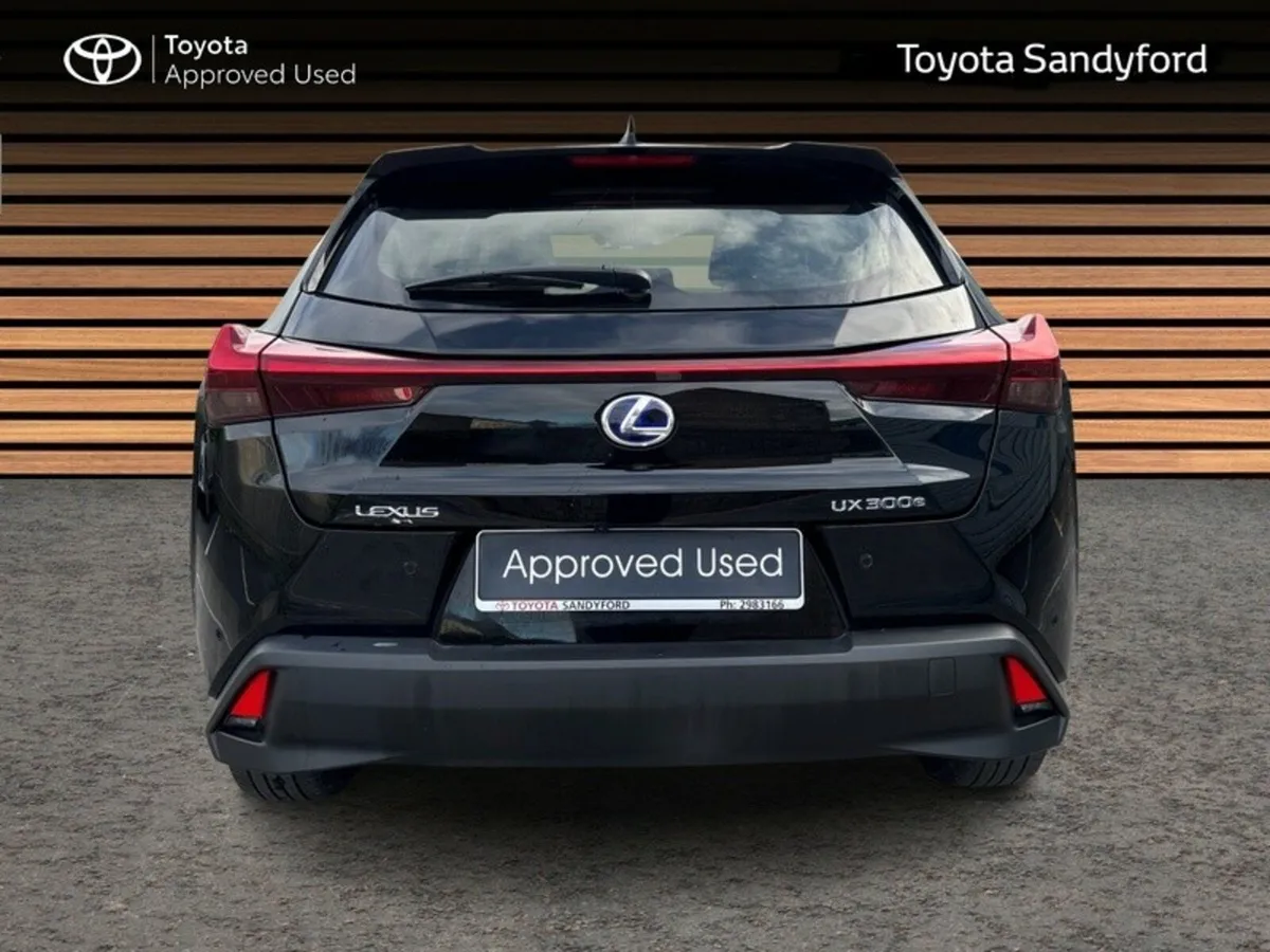 Lexus UX 54KWH FULL EV AUTOMATIC // AIR CON // REA - Image 4