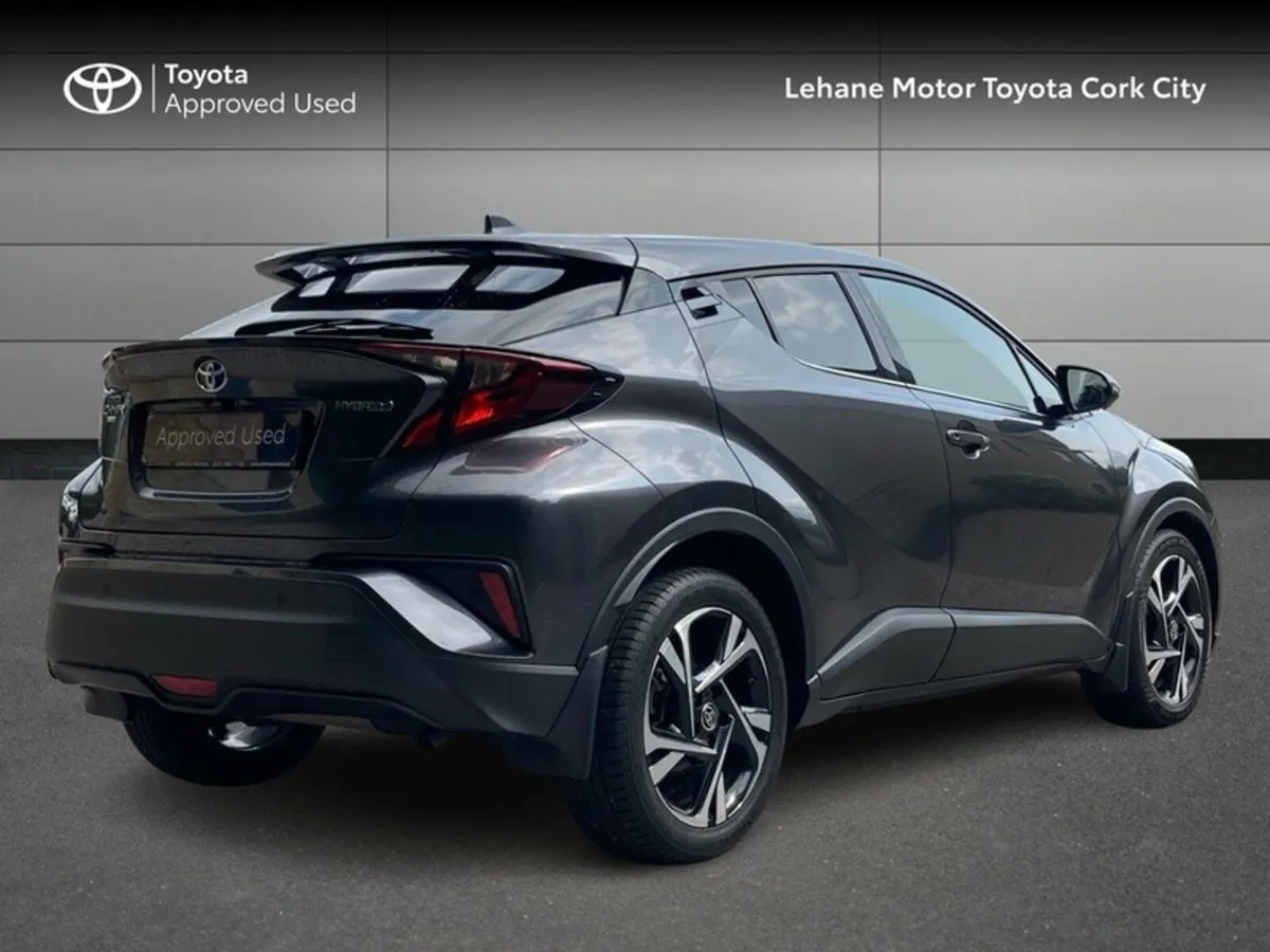 Toyota C-HR 1.8 - Image 2
