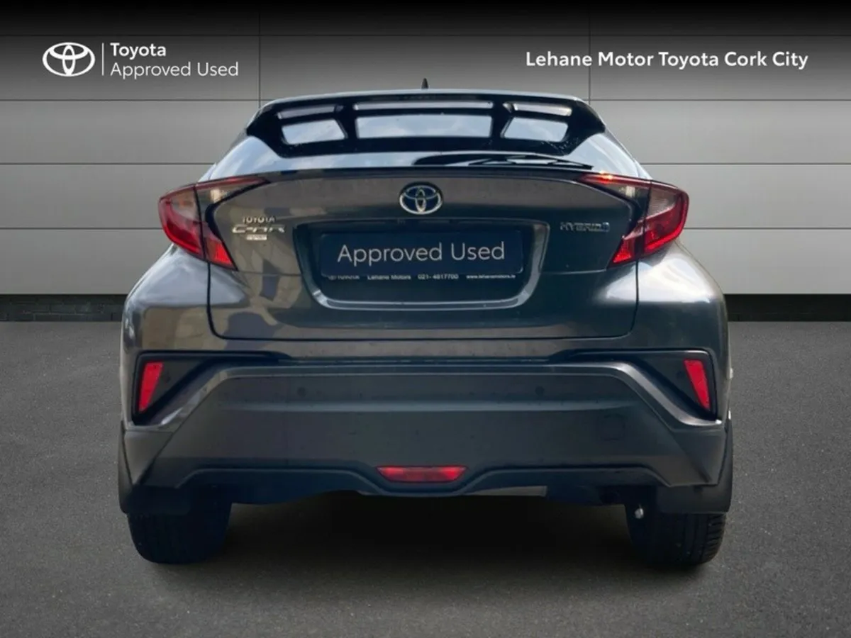 Toyota C-HR 1.8 - Image 4