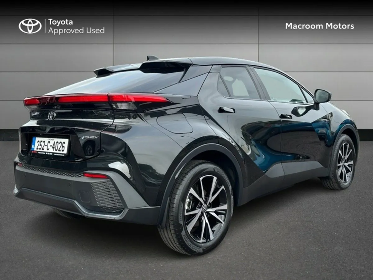 Toyota C-HR END OF YEAR CLEARANCE SALE! - Image 2