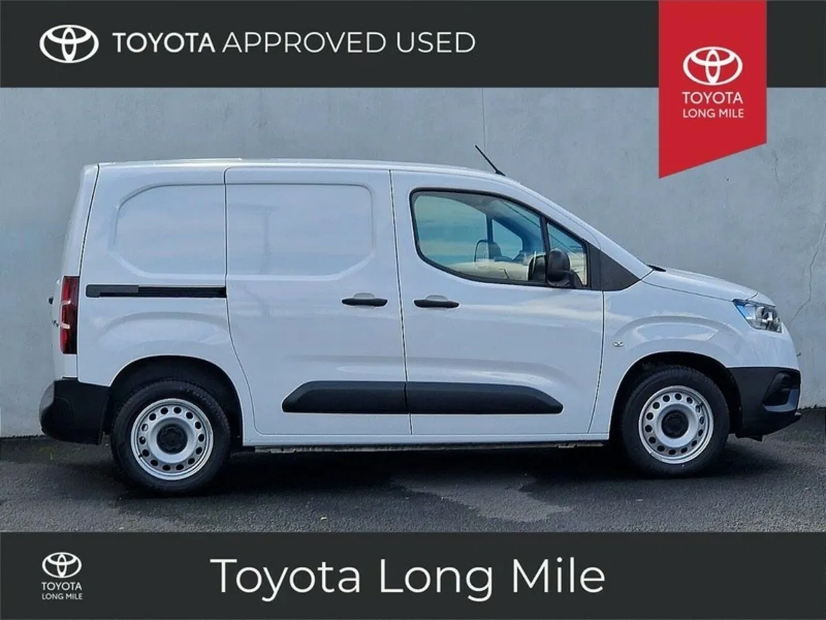 Toyota Proace City 1.5 SWB + Vat - Image 4