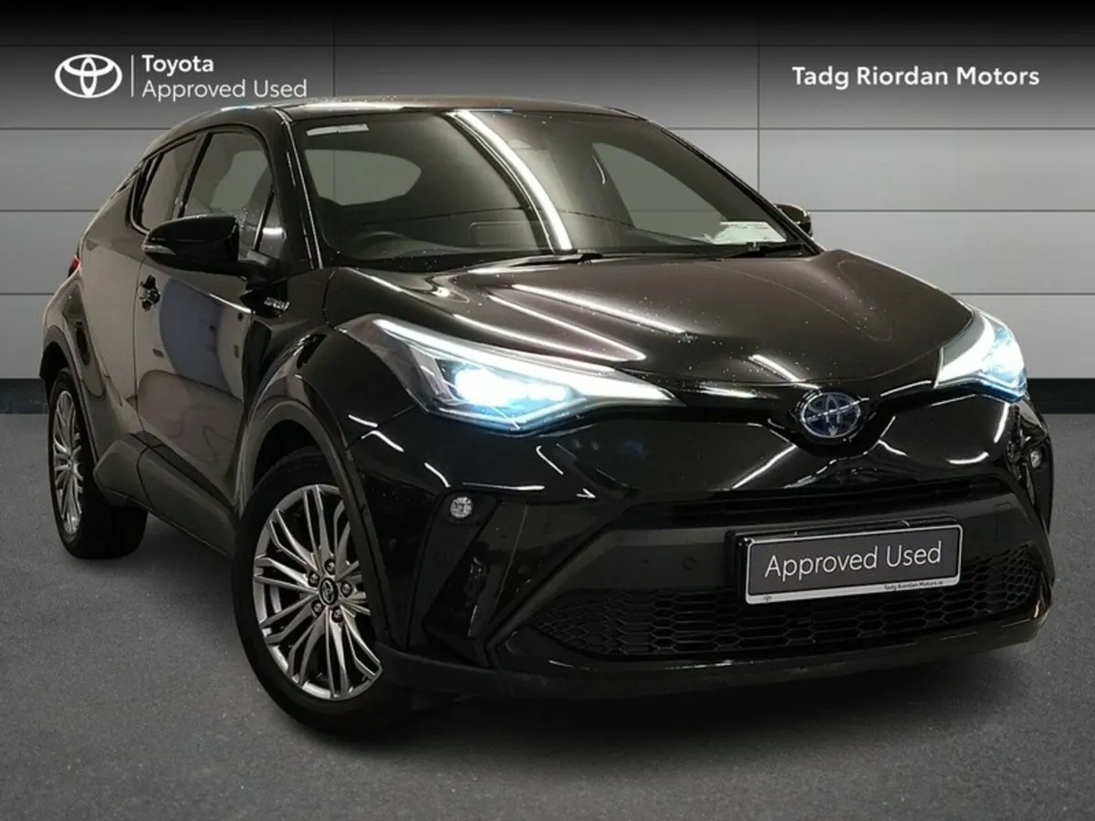 Toyota C-HR 1.8 HYBRID SOL - Image 1