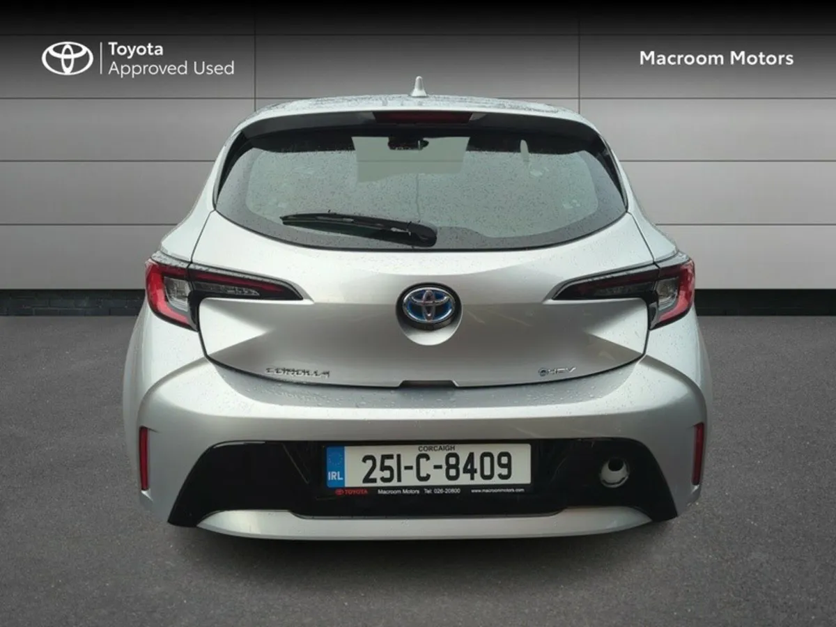 Toyota Corolla END OF YEAR CLEARANCE SALE! COROLLA - Image 4