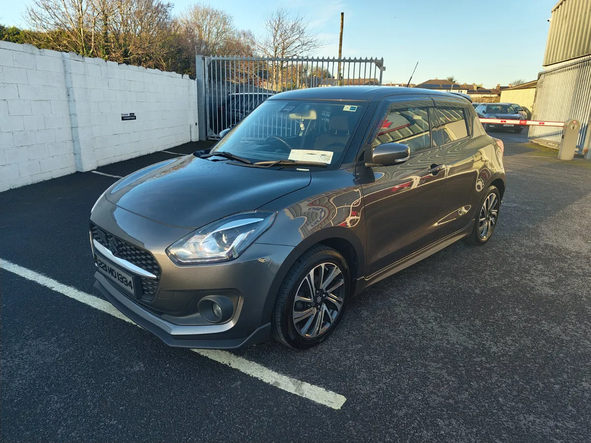 Suzuki Swift 1.2 SZ5 Black Edition - Image 4