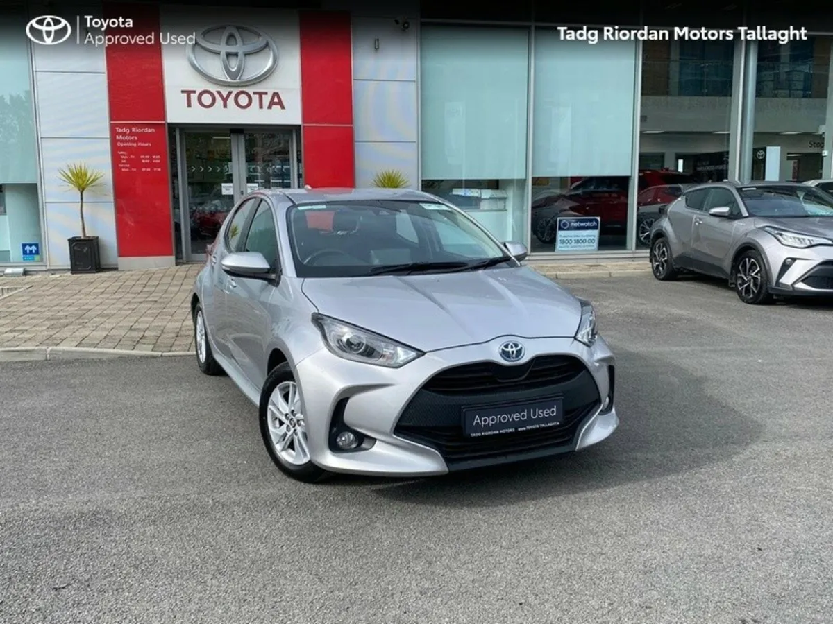 Toyota Yaris HYBRID LUNA 4DR AUTO*** GUARANTEED €1 - Image 1