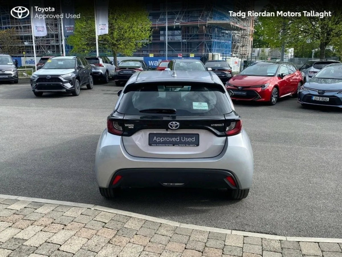 Toyota Yaris HYBRID LUNA 4DR AUTO*** GUARANTEED €1 - Image 4
