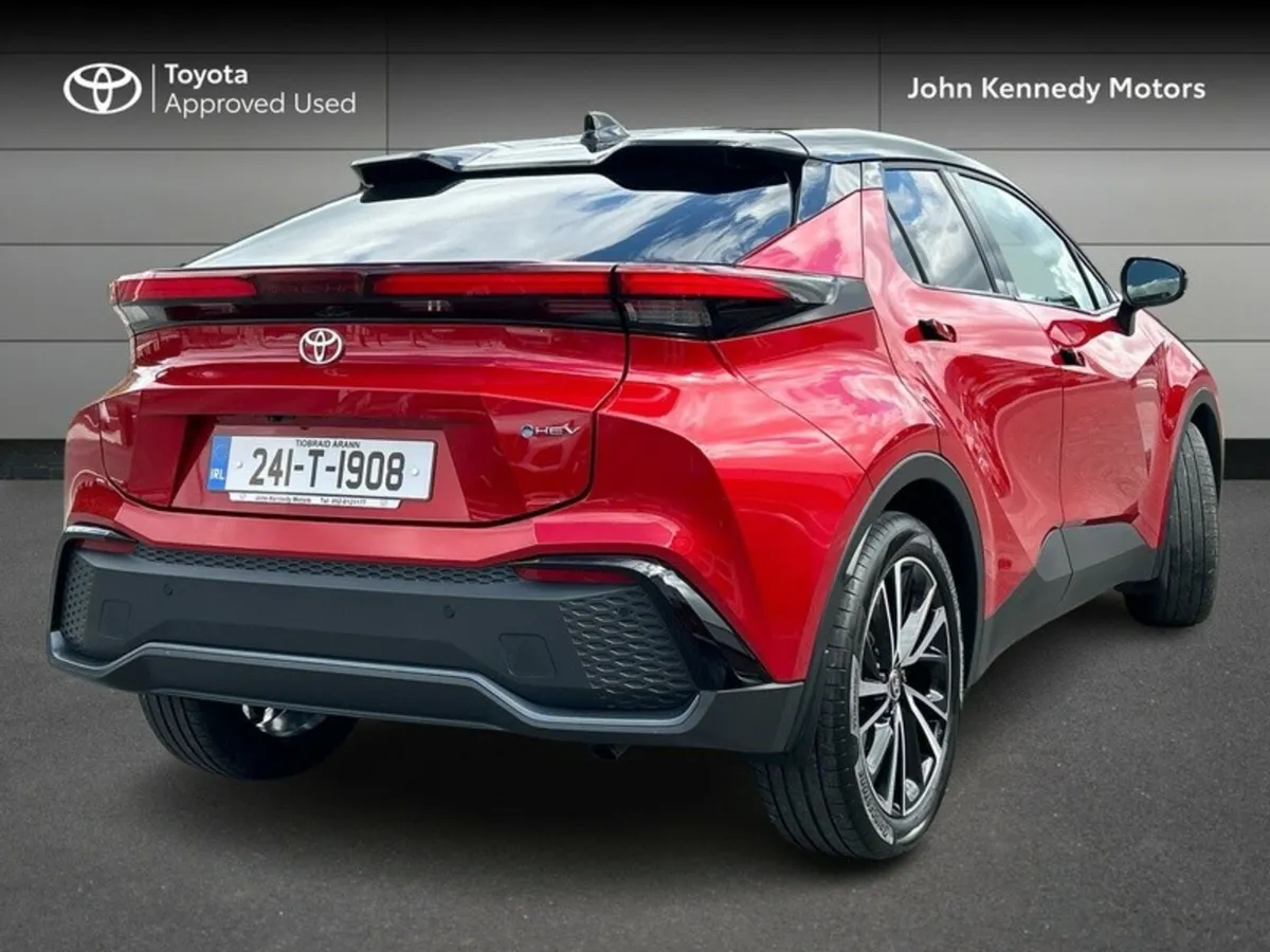 Toyota C-HR HYBRID SOL - Image 2