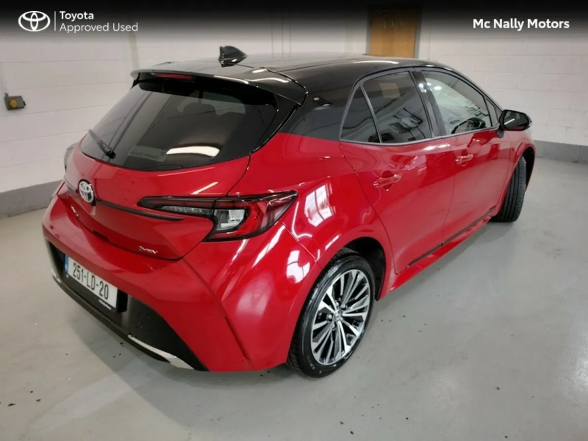 Toyota Corolla HB LUNA SPORT COLOUR PACK BLACK - Image 3