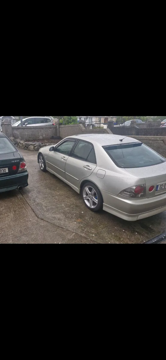 Lexus IS200 - Image 3